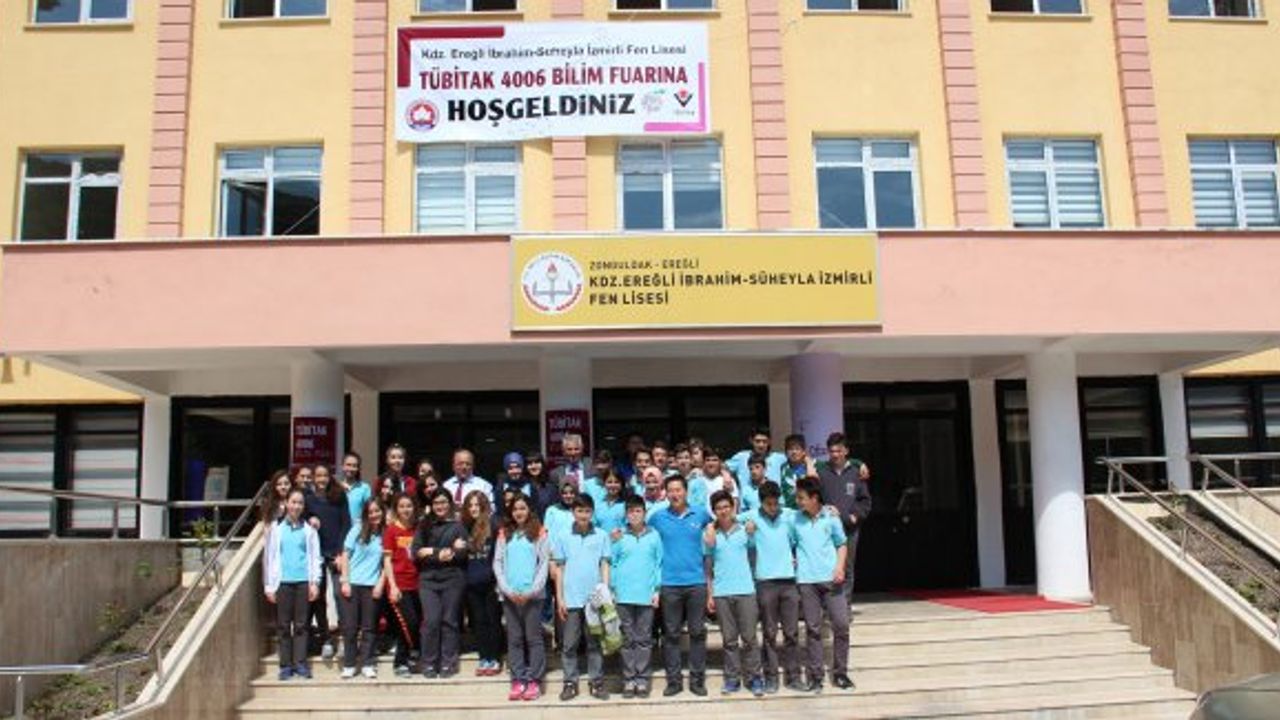 Ereğli Fen Lisesi’ndeki Bilim Şenliğini 500 Öğrenci Gezdi