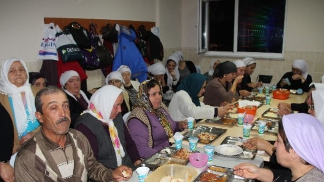 Kdz. Ereğli’deki Aleviler Cem Evi’nde Yassı Matem Orucu’nu açtı