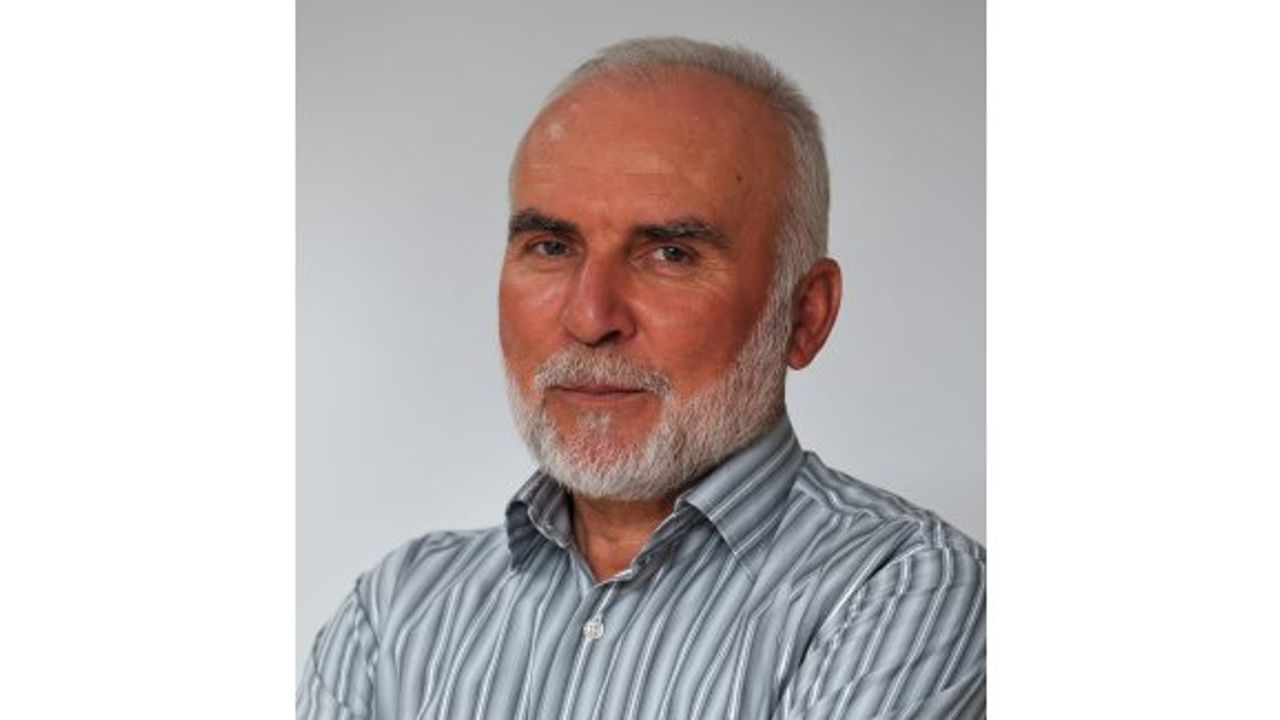 ÜNLÜ KARİKATÜRİST HASAN AYCIN’A BEÜ’DEN FAHRİ DOKTORA