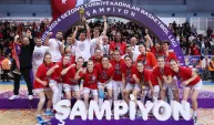 Şampiyon Zonguldakspor kupasını aldı!