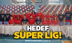 Zonguldak Spor Basket 67 Kulübü’nde Toplu İmza Töreni Düzenlendi