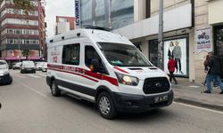 Ambulanslar peş peşe geçince merak uyandırdı!