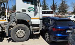 Bolu’da beton mikseri ile otomobil çarpıştı: 1 yaralı