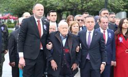 Bolu’ya 148 eser kazandıran İzzet Baysal’a duygusal anma