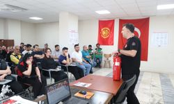 Akaryakıt istasyonu çalışanlarına yangın eğitimi