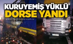 Kuruyemiş yüklü dorse yandı