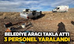 Belediye aracı takla attı, 3 personel yaralandı