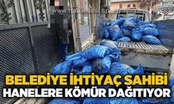 Belediye ihtiyaç sahibi hanelere kömür dağıtıyor