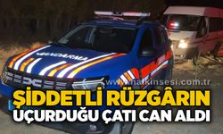 Şiddetli rüzgârın uçurduğu çatı can aldı