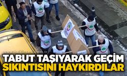 Tabut taşıyarak geçim sıkıntısını haykırdılar