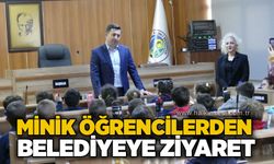 Minik öğrencilerden belediyeye ziyaret