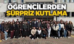 Öğrencilerden sürpriz kutlama