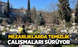 Mezarlıklarda temizlik çalışmaları sürüyor