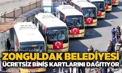 Zonguldak Belediyesi ücretsiz biniş kartlarını dağıtıyor