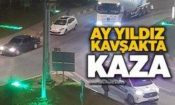 Ay Yıldız kavşakta kaza