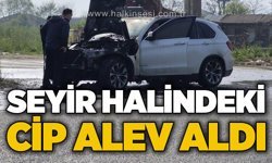 Seyir halindeki cip alev aldı: Araç kullanılamaz hale geldi