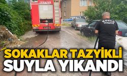 Sokaklar tazyikli suyla yıkandı