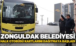 Zonguldak Belediyesi halk otobüsleri için biniş kartı dağıtımı başladı