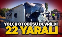 Yolcu otobüsü devrildi: 22 yaralı