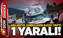 Belediye ambulansı kaza yaptı: Şoför yaralandı!