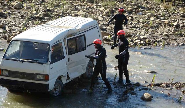 Gerçeğini aratmayan afet tatbikatı