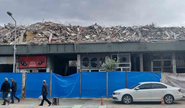 Başkan Değirmenci, “Karabük’e dev hizmet binasını kazandırmak için kolları sıvadık”