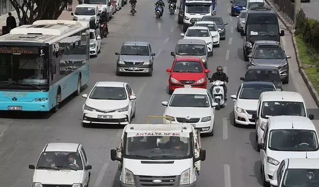 Motosiklet satışı, otomobili 'solladı'