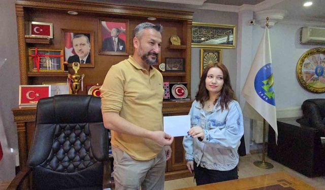 Belediye Başkanı yeni kurduğu parkta çizilen resmi görünce, sosyal medyadan iş çağrısında bulundu