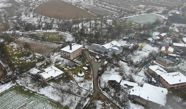 UNESCO Dünya Mirası Listesi’nde yer alan Mahmutbey Camii için hatıra parası bastırıldı