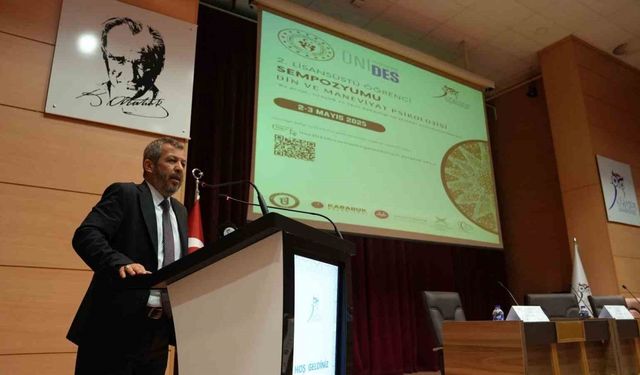 KBÜ’de "Din ve Maneviyat Psikolojisi" sempozyumu düzenlendi