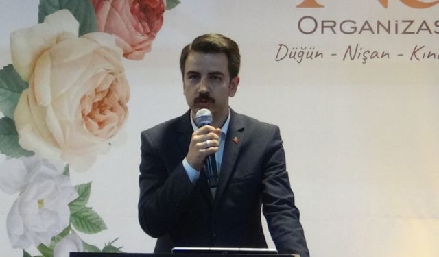 Mudurnu Kaymakamı veda yemeğinde göz yaşlarına hakim olamadı