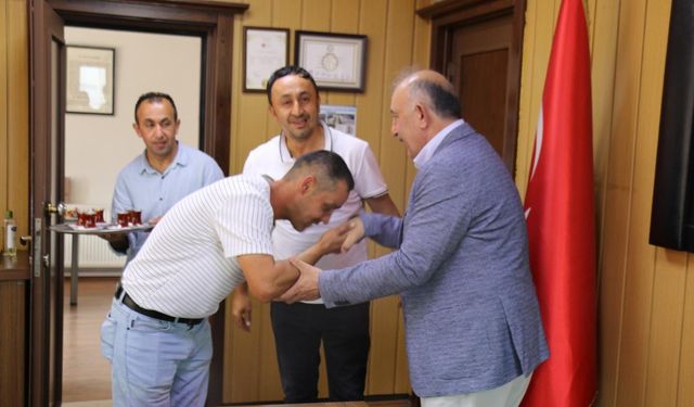 Personelle bayramlaştılar