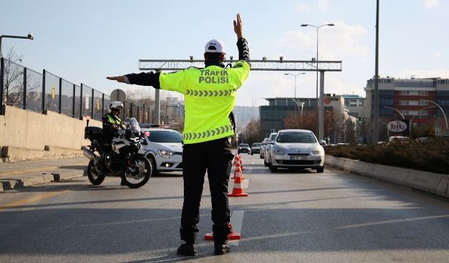 Bolu'da bayram haftasında sürücülere 9 milyon lira ceza