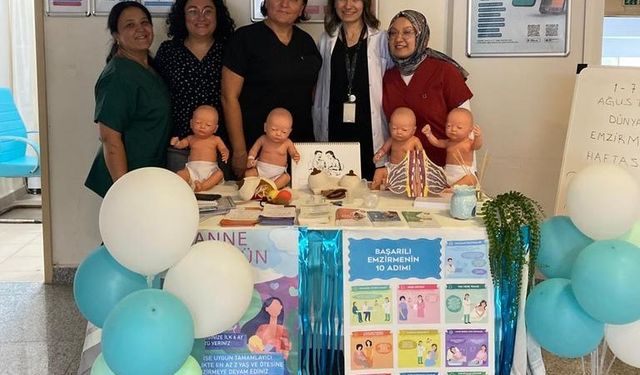 Emzirmeye dair farkındalık standı açtılar