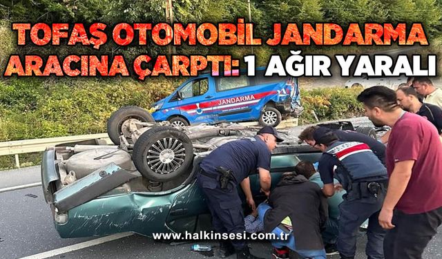 Tofaş otomobil jandarma aracına çarptı: 1 ağır yaralı