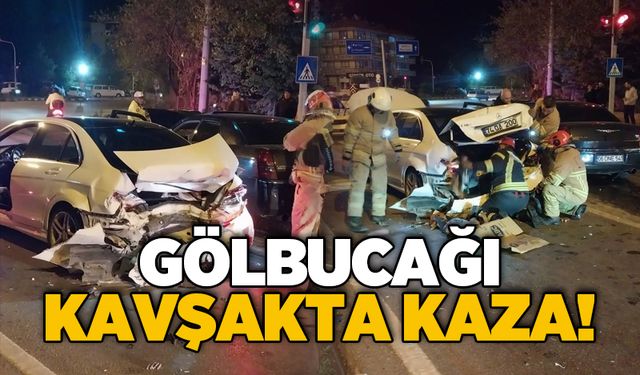 Gölbucağı kavşakta kaza!