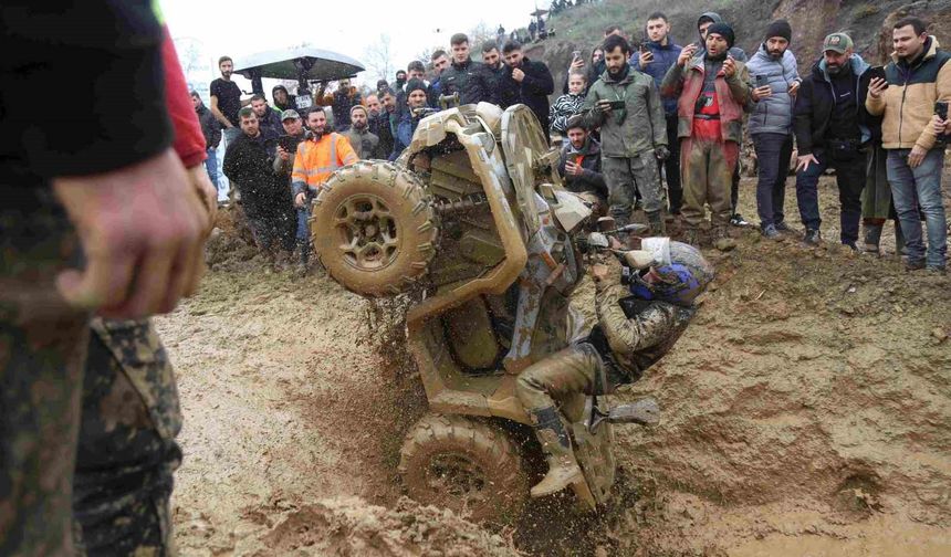 Çamur ve adrenalin bir arada