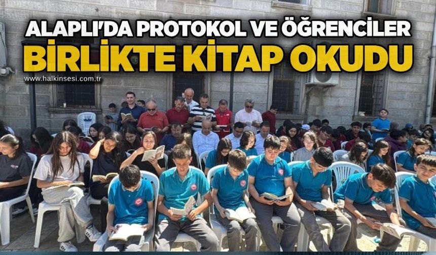 Alaplı'da protokol ve öğrenciler birlikte kitap okudu