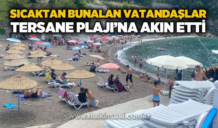 Sıcaktan bunalan vatandaşlar Tersane Plajı’na akın etti