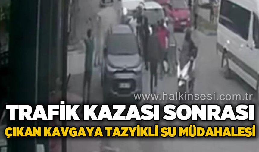 Kavgayı hortumla ayırdı: Taraflara tazyikli su sıktı!