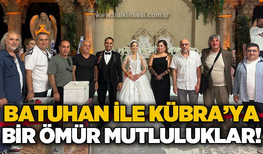 Yılın düğününde kelepçeli sürpriz!  Batuhan Darakçı dünyaevine girdi