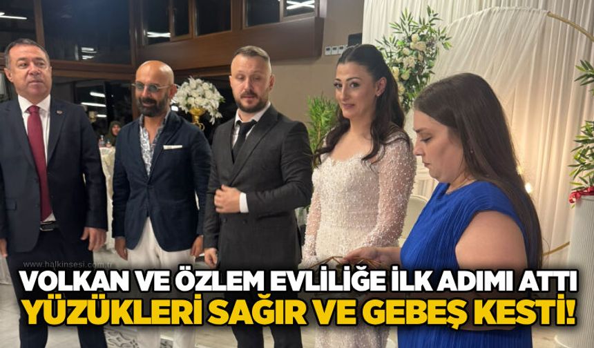 Volkan ve Özlem evliliğe ilk adımı attı: Yüzükleri Sağır ve Gebeş kesti!