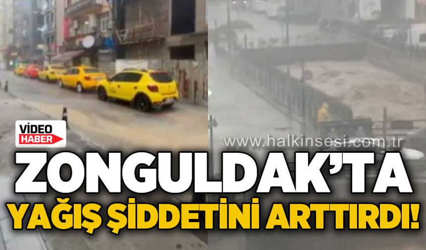 Zonguldak'ta yağış durmuyor! Çarşı merkezinde vatandaşlar yürümekte zorlandı