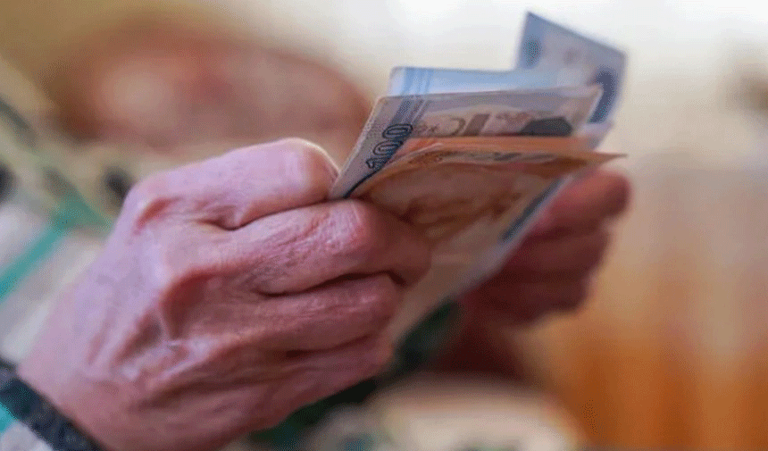 Maaşı 10 bin TL'nin altında kalan emeklilere ek ödeme