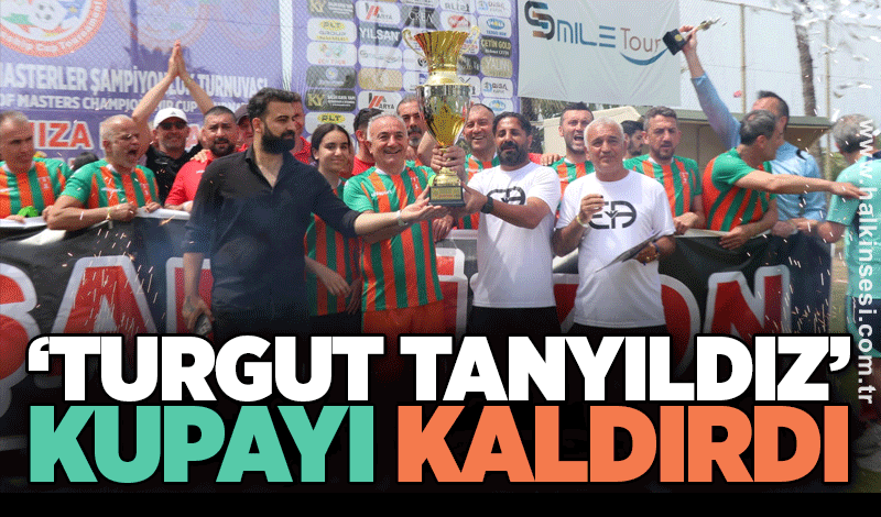 Turgut Tanyıldız Masterler şampiyonluk kupasının sahibi oldu