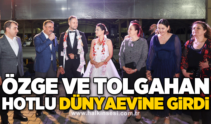 Özge ve Tolgahan Hotlu dünyaevine girdi