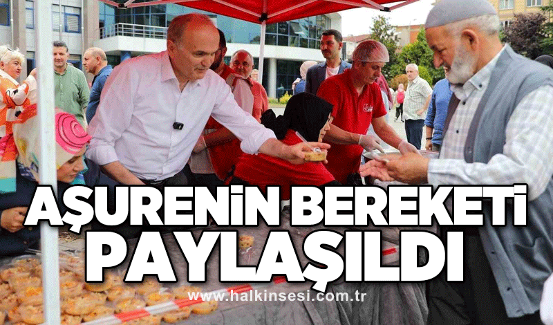 Aşurenin bereketi paylaşıldı