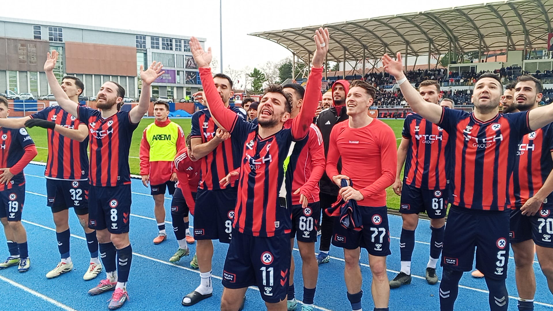 9Bfd6E42 185D 4F5B 977B F61A61828F56