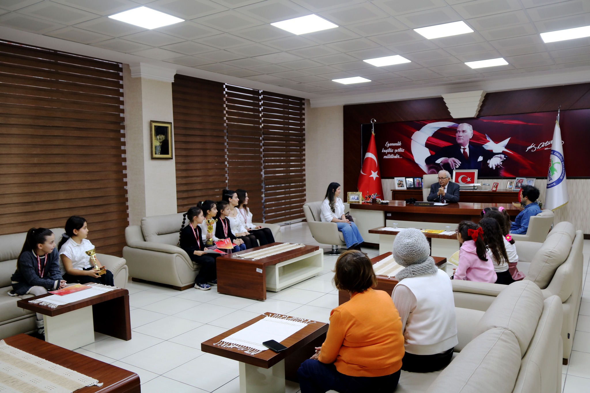 638693857 1489165489242864 52882775560032453 N