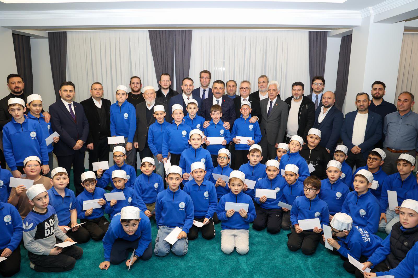 641334392 1334615608707109 5722126443834514332 N-1